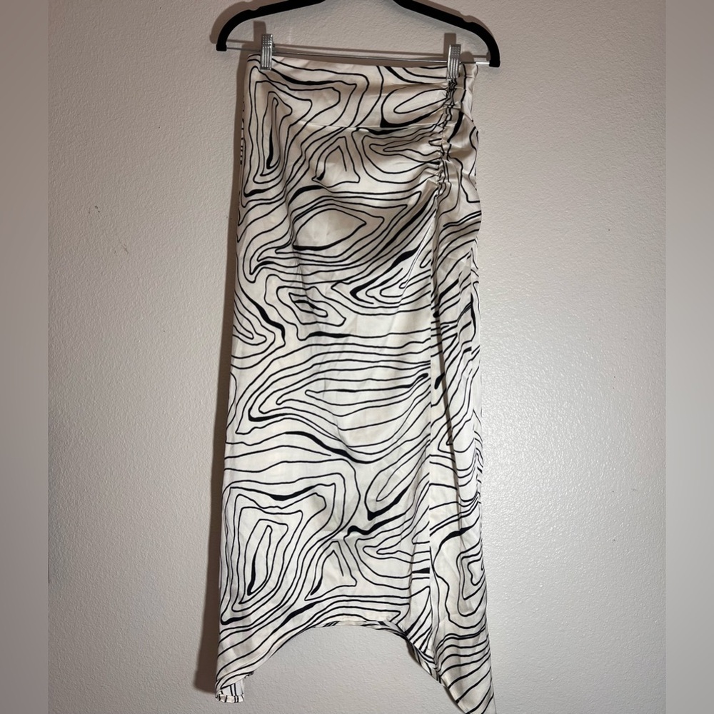 Lulus Abstract Ruched Satin Midi Skirt – Size S
